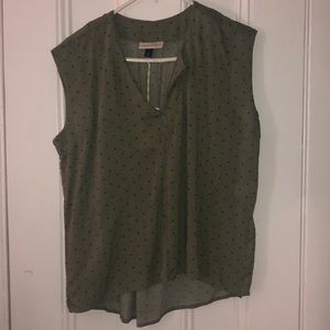 Universal Threads tank top blouse.